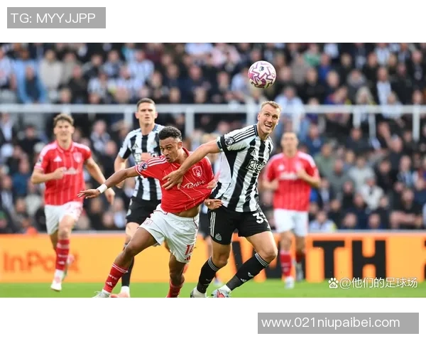 埃迪-豪和丹-伯恩因特别奉献,被颁发诺森比亚大学荣誉博士学位 埃迪-豪和丹-伯恩因特别奉献,被颁发诺森比亚大学荣誉博士学位