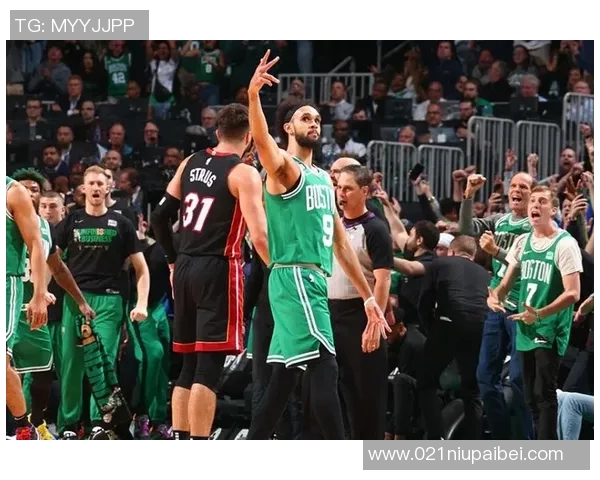 怀特33分布朗30+9+7,凯尔特人末节迸发13分大胜热火 怀特33分布朗30+9+7,凯尔特人末节迸发13分大胜热火